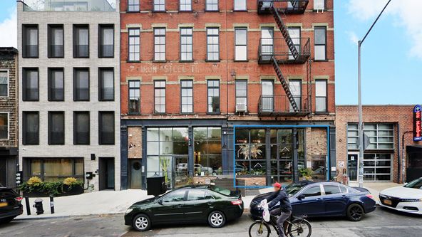 59 Grand St, Brooklyn, NY 11249